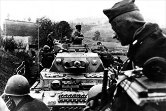 Chasse aux partisans avec des chars (1943)
