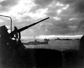 Guerre du Pacifique : Les forces américaines devant Okinawa