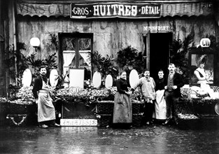 Family of merchants in Paris
