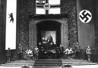 Célébration funéraire au Rathaus de Berlin pour la mort de Hindenburg (1934)