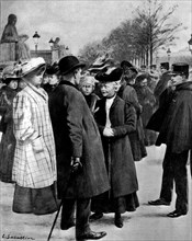 Manifestation des suffragettes parisiennes devant le Palais Bourbon