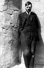 D.H. Lawrence (1885-1930) à la maison de Witter Bynner à Santa Fé