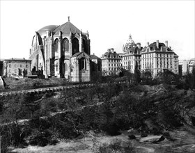 New York. La cathédrale "St. John the Divine" et l'hôpital St. Lukes. Photo d'Irvin Underhill