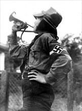 Hitler Youth. Calling exercice for fire extinguishing test
