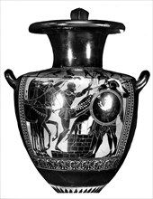 Vase depicting soldiers