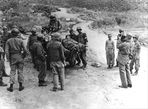Photographe de guerre de l'O.N.U. en compagnie de la 2ème division d'infanterie américaine en Corée