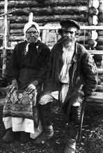 Couple de paysans russes de la région de Léna en Sibérie