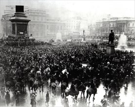 London, demonstration of unemployed workers at Trafalgar Square (October 30, 1932)
