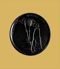 Médaille allégorique : "Verdun : la pompe à sang du monde"