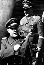 Front italien. Le général Kesselring sur le front de Monte Cassino. (Chef d'état major de la Luftwaffe en 1936. Envoyé en Algérie, Italie, condamné à mort en 1946 par le tribunal militaire sur les cri...