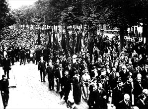 Jaurès assassination: Crowd gathered for his funerals
