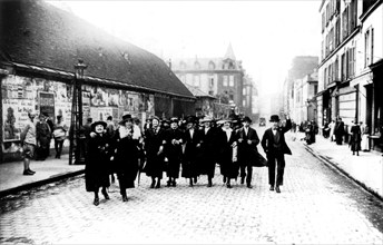 Suffragettes demonstrating in Paris