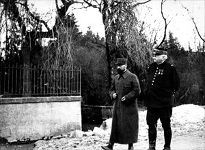 Le général Joffre et le commandant Barès, 1916