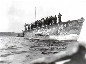 World War I. The last French submarine arriving in the Dardanelles (1916)