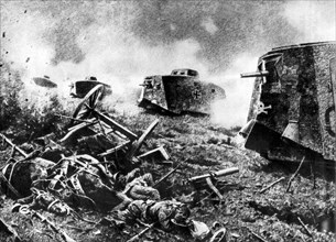 German tanks firing at Villers-Bretonneux (April 24, 1918)