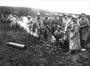World War I. French pneumatic gun using compressed air