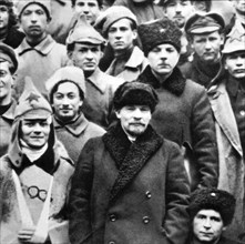Moscou. Lénine et Vorachilov parmi les délégués du Xème Congrès du Parti communiste (délégués qui ont pris part à la répression de l'émeute à Kronstadt)
