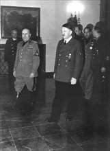 1942, Berlin. Hitler et Mussolini