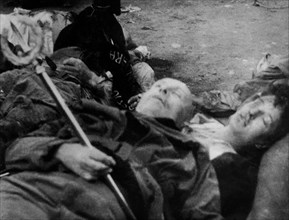 Milano. The bodies of Benito Mussolini and his mistress Petacci