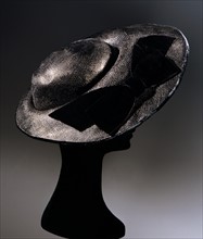 "Maud Roser" black oriental straw hat