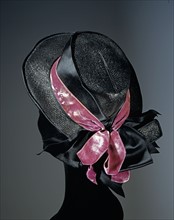 Black Florentine straw hat with double bow