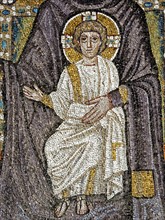 Basilique Sant'Apollinare Nuovo à Ravenne : Vierge à l'Enfant en Majesté (détail)