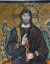Basilique Sant'Apollinare Nuovo à Ravenne : Le Christ en Majesté entre les archanges (détail)