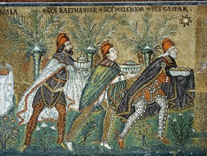 Basilique Sant'Apollinare Nuovo à Ravenne : la procession des Rois Mages