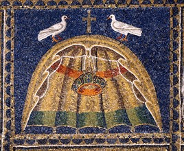 Basilique Sant'Apollinare Nuovo à Ravenne : mosaïque de la frise au-dessus des fenêtres
