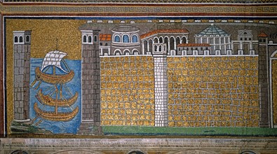 Basilica of Sant'Apollinare Nuovo, Ravenna: The city and the port of Classe