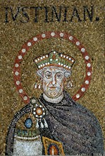 Basilique Sant'Apollinare Nuovo à Ravenne : L'empereur Justinien