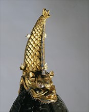 Namban-Kabuto : casque avec dragon marin au sommet (détail)