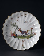 Meissen Manufacture, Dish with polychrome decoration