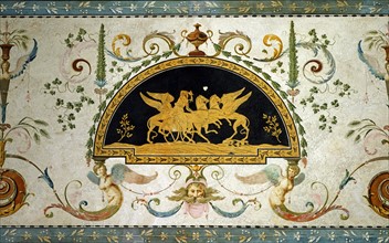 Plateau de table en micro-mosaïque, décoré au centre d'un guerrier se battant contre deux chimères
