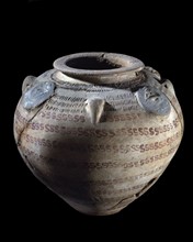 Decorated pottery jar