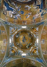 Vue des mosaïques byzantines de la coupole et du transept de l'église Santa Maria dell'Ammiraglio,