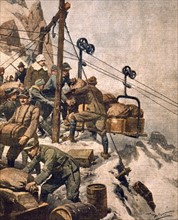 L'armée autrichienne installe des téléphériques pour transporter le matériel dans les hautes montagnes en 1916