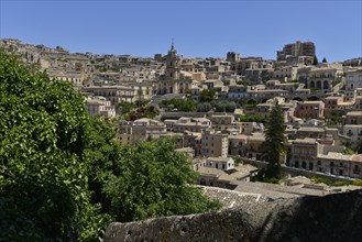 Vue panoramique sur la ville de Modica (Sicile)