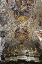 Voûte de la Basilique Saint Benoît à Catane (Sicile)