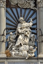 Statue de Sant'Agata sur la façade de la Cathédrale de Catane (Sicile)