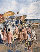 La Reine Elena de Savoie parmi des enfants pauvres envoyés pour soins aux bains de mer près de Pise (1912)