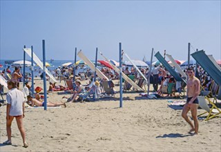 Une plage de Rimini en Italie