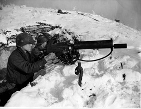 Mitrailleurs américains à Rimlingen (Allemagne) 12 janvier 1945