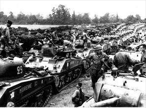 La seconde division blindée française entre en France (été 1944)