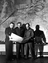 Réunion stratégique de généraux de la 8e U.S Air Force. (1945)