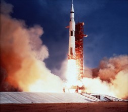 Lancement d'Apollo 11 au Centre spatial Kennedy (Floride) 16 juillet 1969