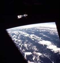 Vue du vaisseau Soyouz à partir du vaisseau Apollo (Juillet 1975)