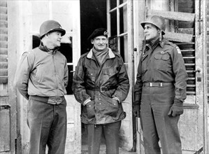 Allied officers confer in Belgium, fall 1944