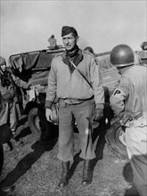 L'arrivée du général américain Clark sur la tête de pont d'Anzio, en Italie.
(22 janvier 1944)