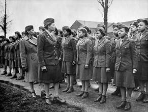 Femmes soldats noires en Grande-Bretagne.
 (Février 1945)